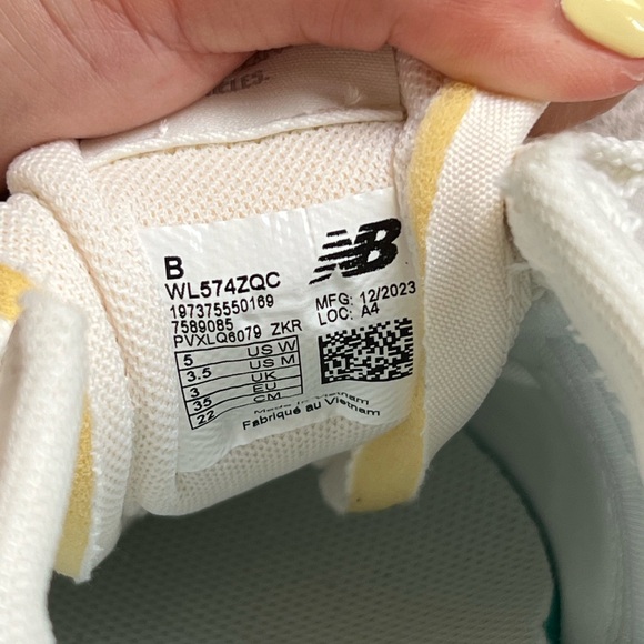 New Balance WL574+ - Picture 5 of 5